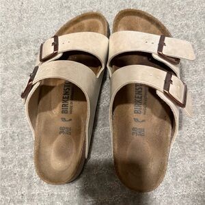 Birkenstocks size 7
